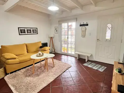 Casa 4 dormitorios con Jardín en Ministro Rivadavia