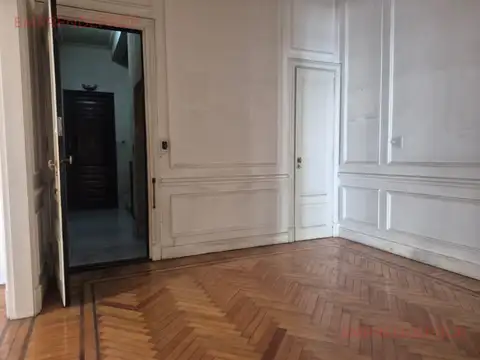 Departamento en Venta de 6 ambientes