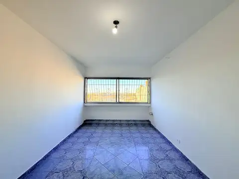 Nicolás Descalzi 5500