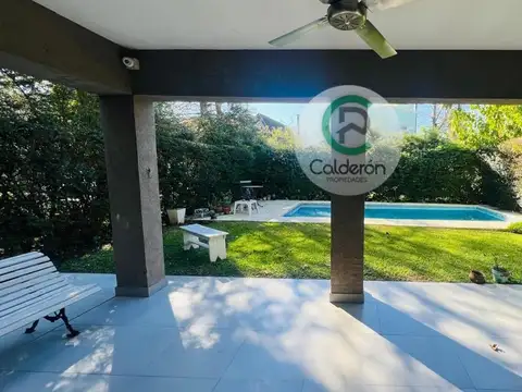 Casa 5 ambientes con 3 baños