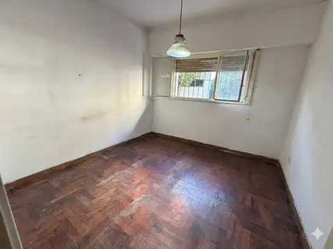 Estivao 100, Piso PB