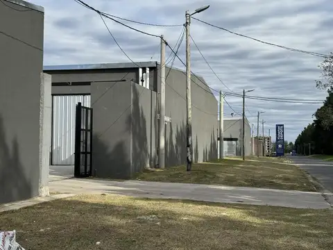 Galpón de 36,60 m2 en Fisherton