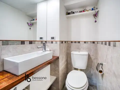 PH de 3 Plantas con Encanto y Excelente Distribución