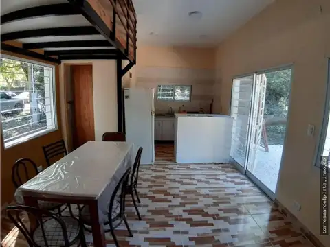 Casa 3 ambientes con 2 baños