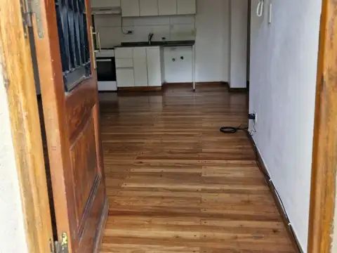 Depto Tipo Casa en Alquiler en Olivos, $ 700.000