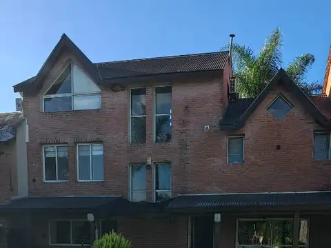 Casa en Alquiler de 3 dormitorios