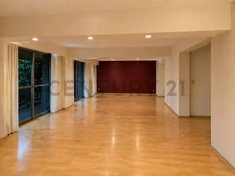 Departamento en Alquiler de 5 ambientes