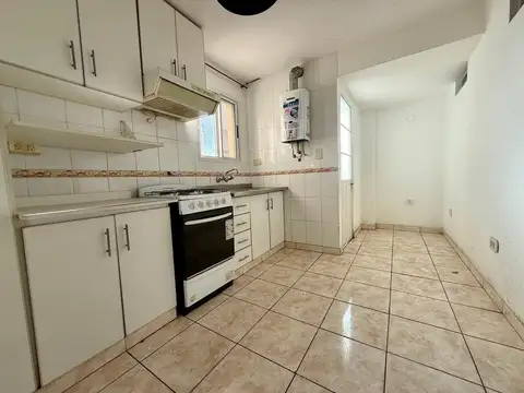Departamento 4 ambientes con 1 baño