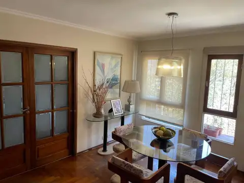 Departamento 7 ambientes con 2 baños