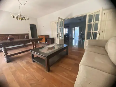 Casa en Venta en Arroyito, USD 195.000