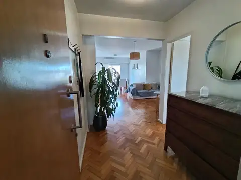 Av. Del Libertador 900 , Piso 9