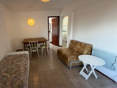 Departamento en Alquiler en Constitucion, $ 700.000