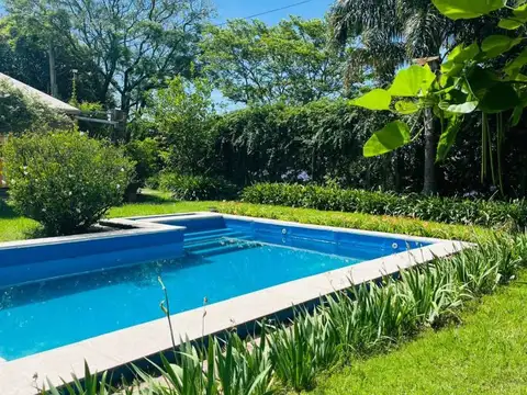 Las colonias 900, Piso 0