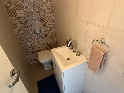 Casa 3 ambientes con 2 baños