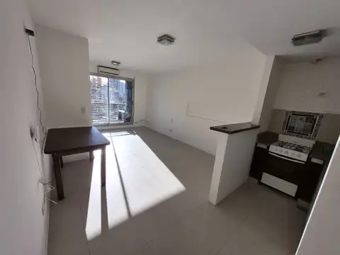 VENTA MONOAMBIENTE CON BALCON EXCELENTE VISTA