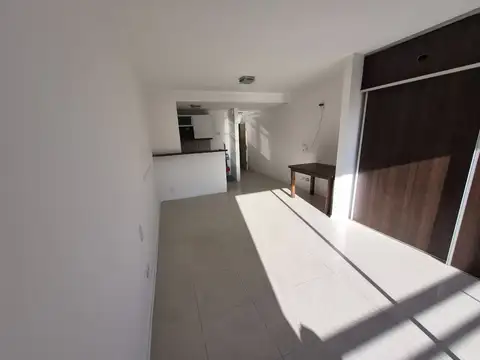 Departamento en Venta en Chacarita, USD 75.000