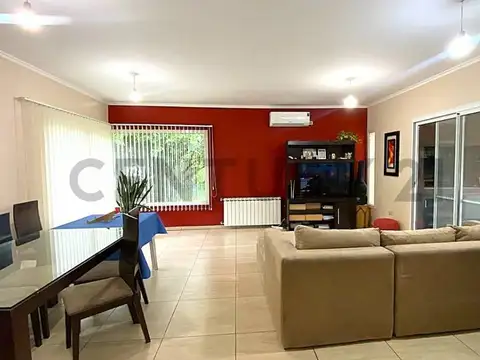 Casa en Venta en La Calera, USD 175.000
