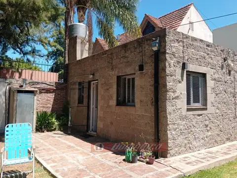Casa en Venta en Castelar, USD 270.000