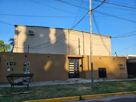 VENTA DE CASA DUPLEX  EN MONTE GRANDE