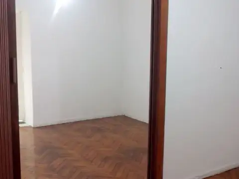 Departamento en Alquiler en Microcentro, $ 500.000