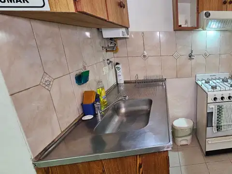 Casa 2 ambientes con 1 baño
