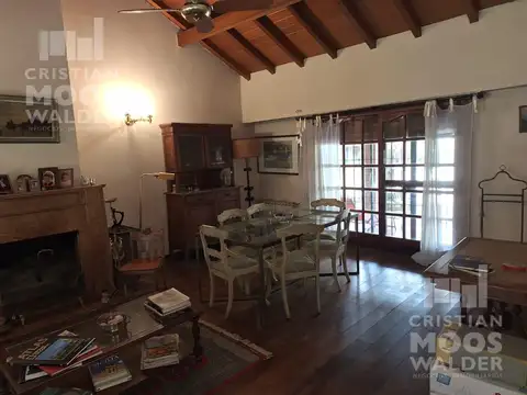 Casa en Venta con 1 cochera