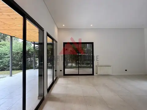 Casa en Venta al Oeste