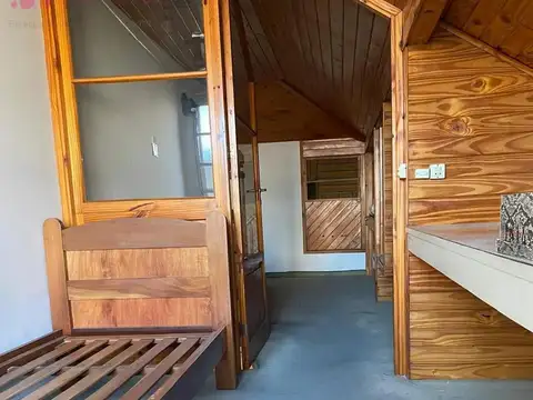 Depto Tipo Casa 4 ambientes con 2 baños