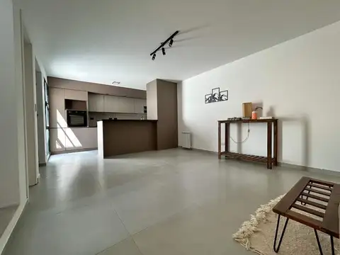 VENTA DUPLEX EN VILLA QUISQUIZACATE ZONA NORTE