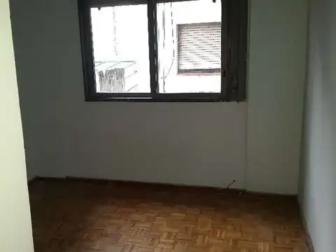 DOS AMBIENTE INTERNOS LUMINOSOS CON LAVADERO