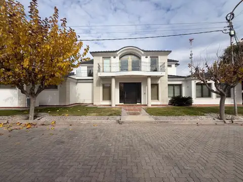 VENTA CASA CATEGORIA