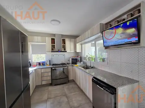 Casa en Venta en Plottier, USD 290.000