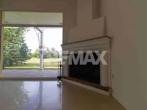 VENTA CASA 4 DORM. B° COMAHUE GOLF CLUB - NEUQUEN