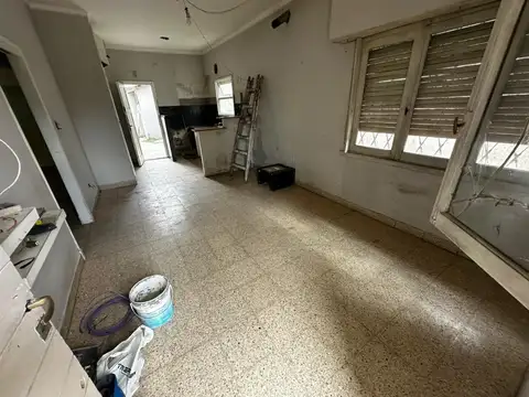Casa 3 ambientes con 1 baño