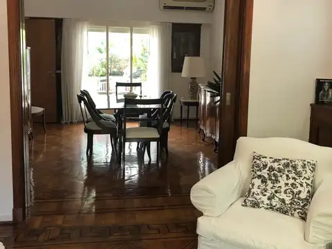 Casa en Alquiler en Olivos, USD 3.500