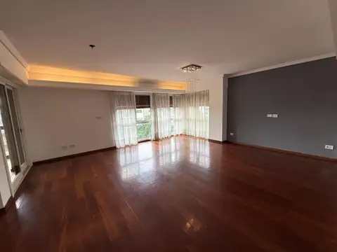 Casa en Alquiler de 3 dormitorios