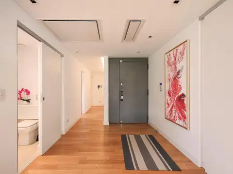 Departamento en Alquiler con 2 cocheras