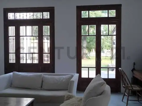 Charlone 3600, Piso 0