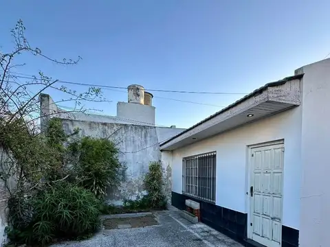 Casa en Venta en Villa Dominico, USD 130.000