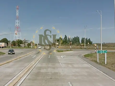 VENTA TERRENO AMPLIO FRENTE A RUTA 102 APTO USO COMERCIAL