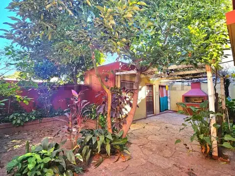 Casa 10 ambientes con 1 baño