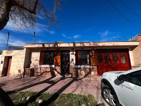 ALQUILER DE CASA EN GODOY CRUZ