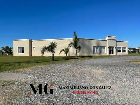 Casa en Venta con 1 cochera