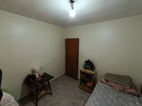 CASA VENTA 3 DORMITORIOS - B° ACINDAR