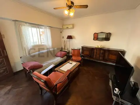 Quesada 5500, Piso 0