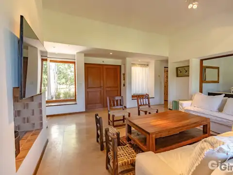 Casa 4 ambientes con 3 baños
