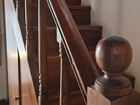 CASA LOTE PROPIO C/ PATIO Y TERRAZA