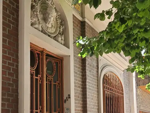 CASA LOTE PROPIO C/ PATIO Y TERRAZA