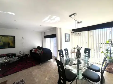 Departamento en Venta con 2 cocheras