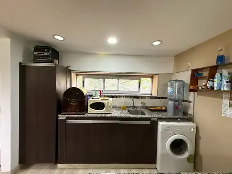 CASAQUINTA EN VENTA EN MINISTRO RIVADAVIA